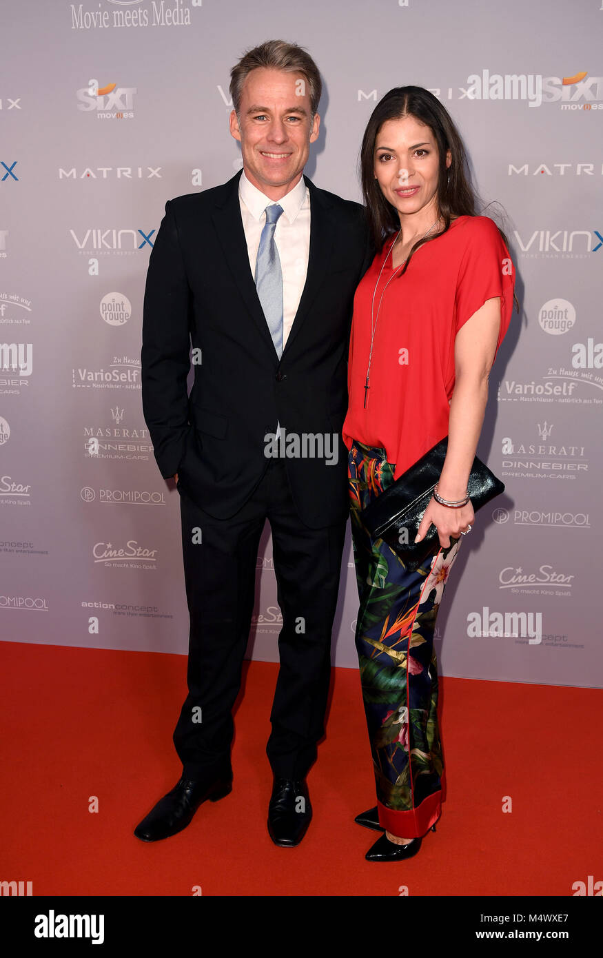 18 February 2018, Germany, Berlin: Berlinale, Directors Cut in the Hotel  Adlon: actors couple Marco Girnth and Katja Woywood. Photo: Britta  Pedersen/dpa-Zentralbild/dpa Stock Photo - Alamy