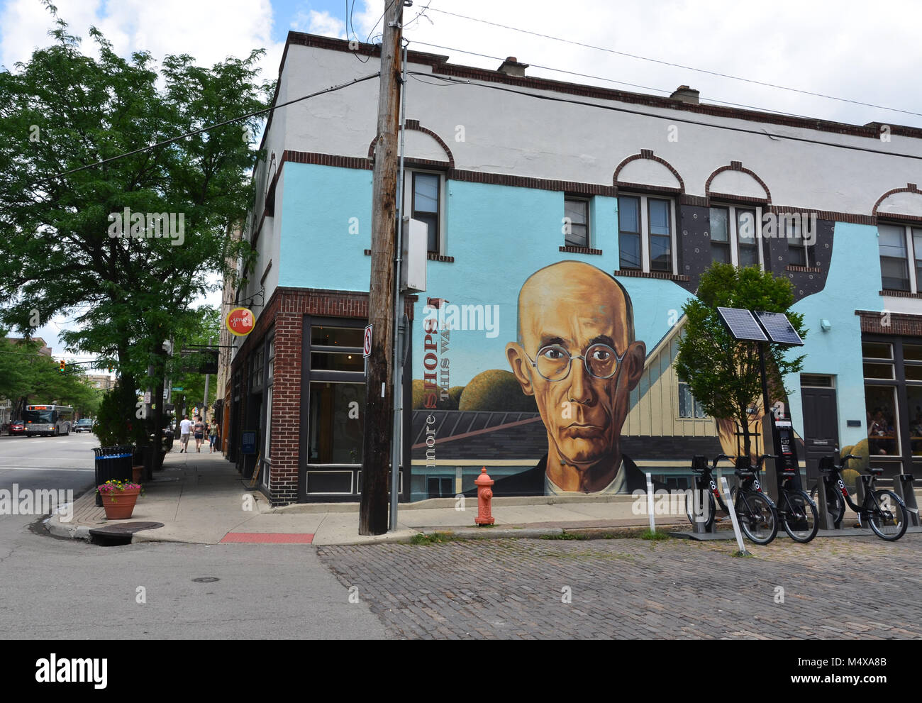 The American Gothic mural, found on East Lincoln Street in the Short North Arts District of Columbus, Ohio, is one of the most well known paintings. Stock Photo