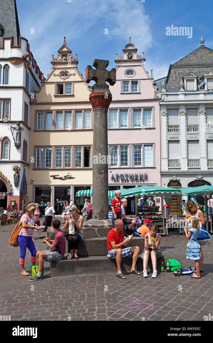 City life at main market, market cross, Trier, Rhineland-Palatinate, Germany, Europe Stock Photo