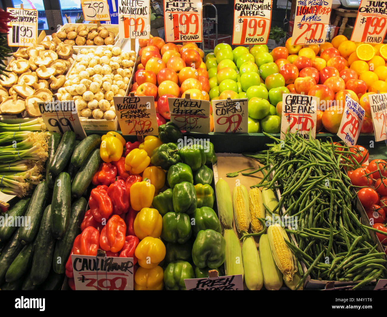 Fruit and vegetable stall Stock Photo