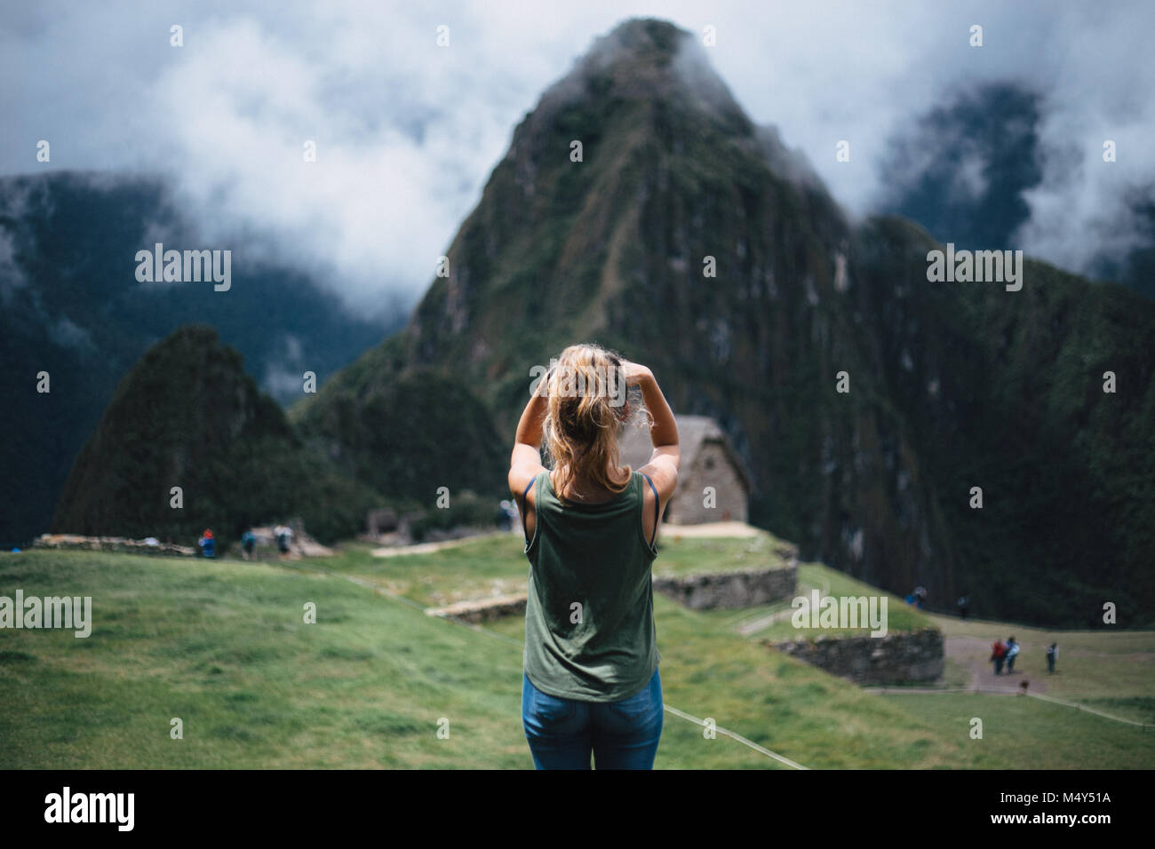 Female machu picchu hi-res stock photography and images - Alamy