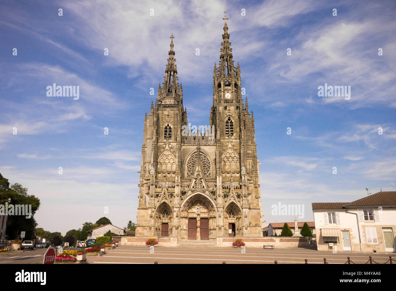 The Basilique Notre-Dame de l'Épine (Basilica of Our Lady of the Thorn), a Roman Catholic basilica in the small village of L'Épine, Marne, France, bui Stock Photo