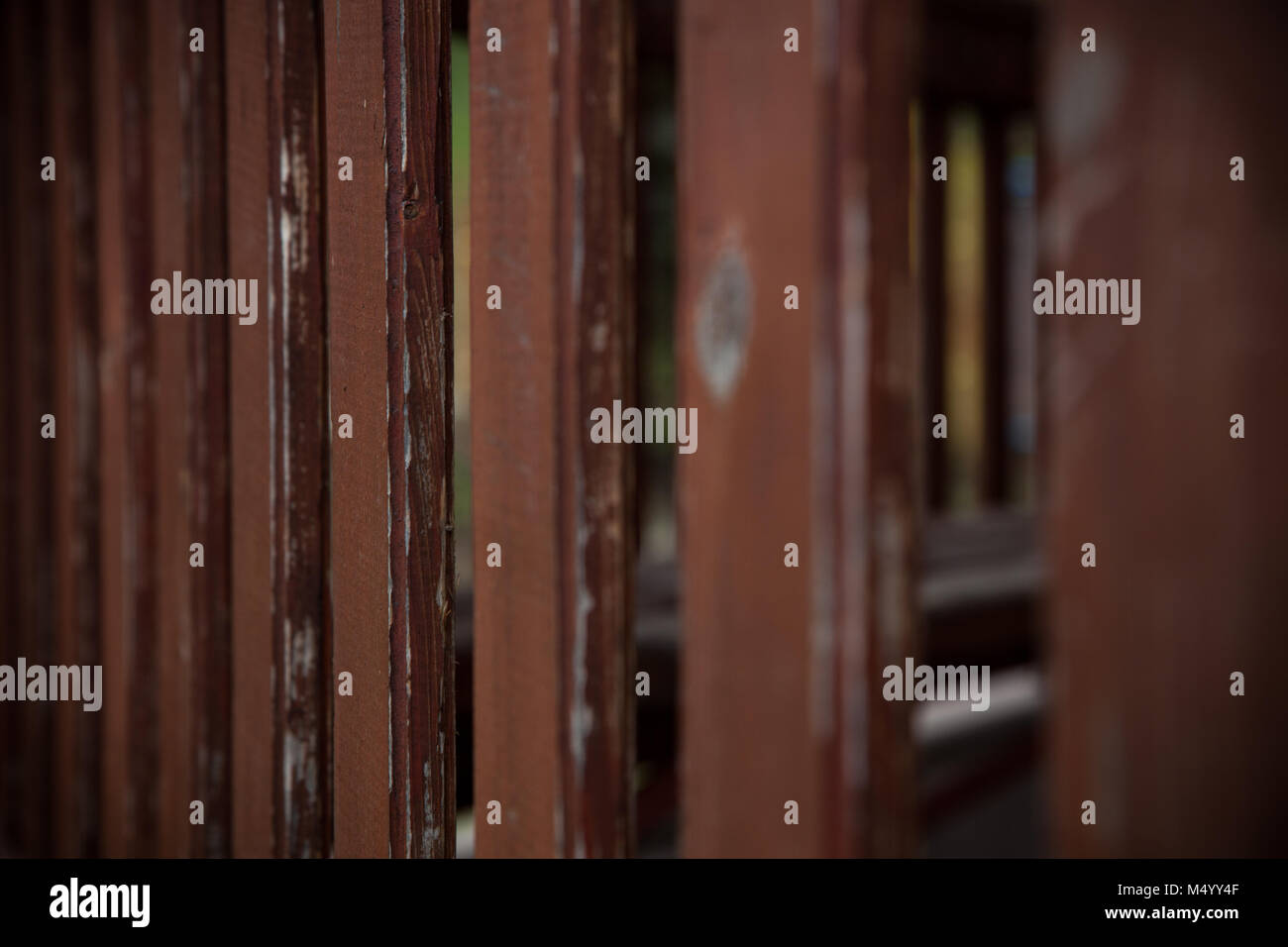 Pine fence panels hi-res stock photography and images - Alamy