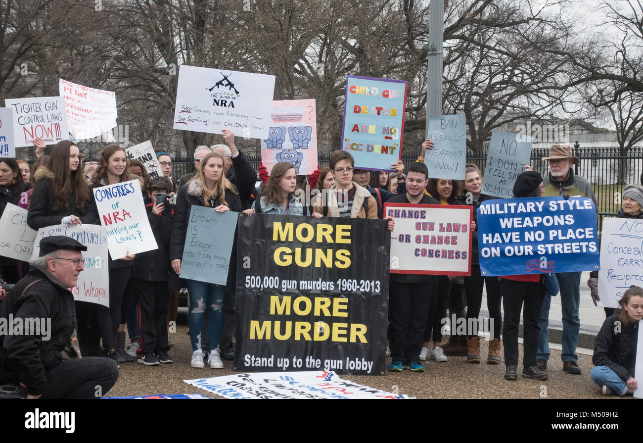 Washington, DC, USA. 19th February, 2018. Demonstrators in front of the White House protest government's long-standing inaction on gun control, following deadly shooting in a south Florida high school by a former student, 19-year old Nikolas Cruz, who had legally purchased an AR-15 assault rifle, which he used to kill 17 students and wound numerous others. Bob Korn/Alamy Live News Stock Photo