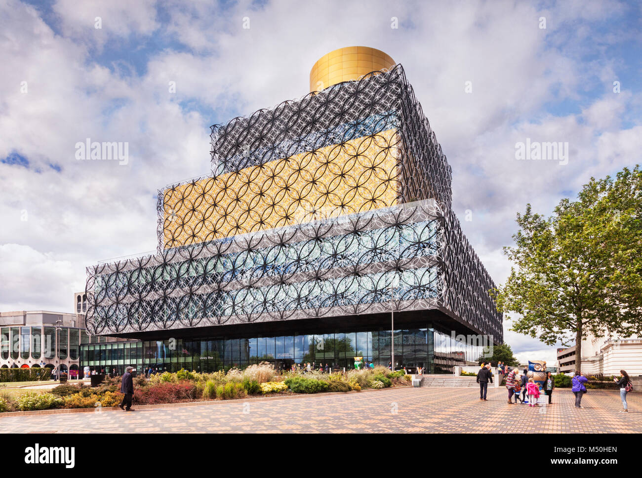 Birmingham Public Library, by Mecanoo, Birmingham, West Midlands ...