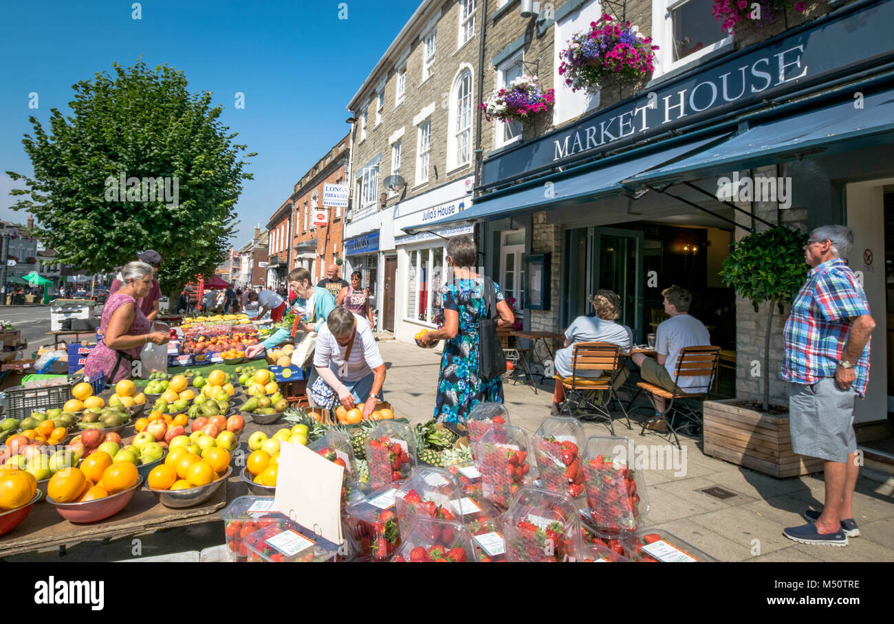 Bridport Market High Resolution Stock Photography and Images - Alamy