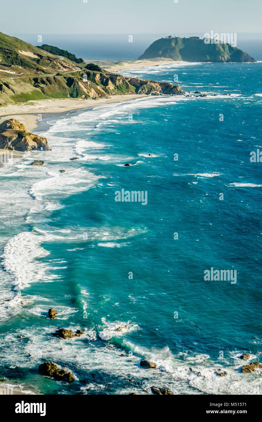 Big Sur california coastline on pacific ocean Stock Photo - Alamy