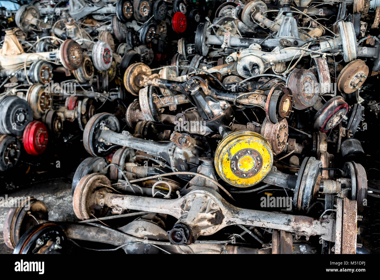 Broken axle hires stock photography and images Alamy