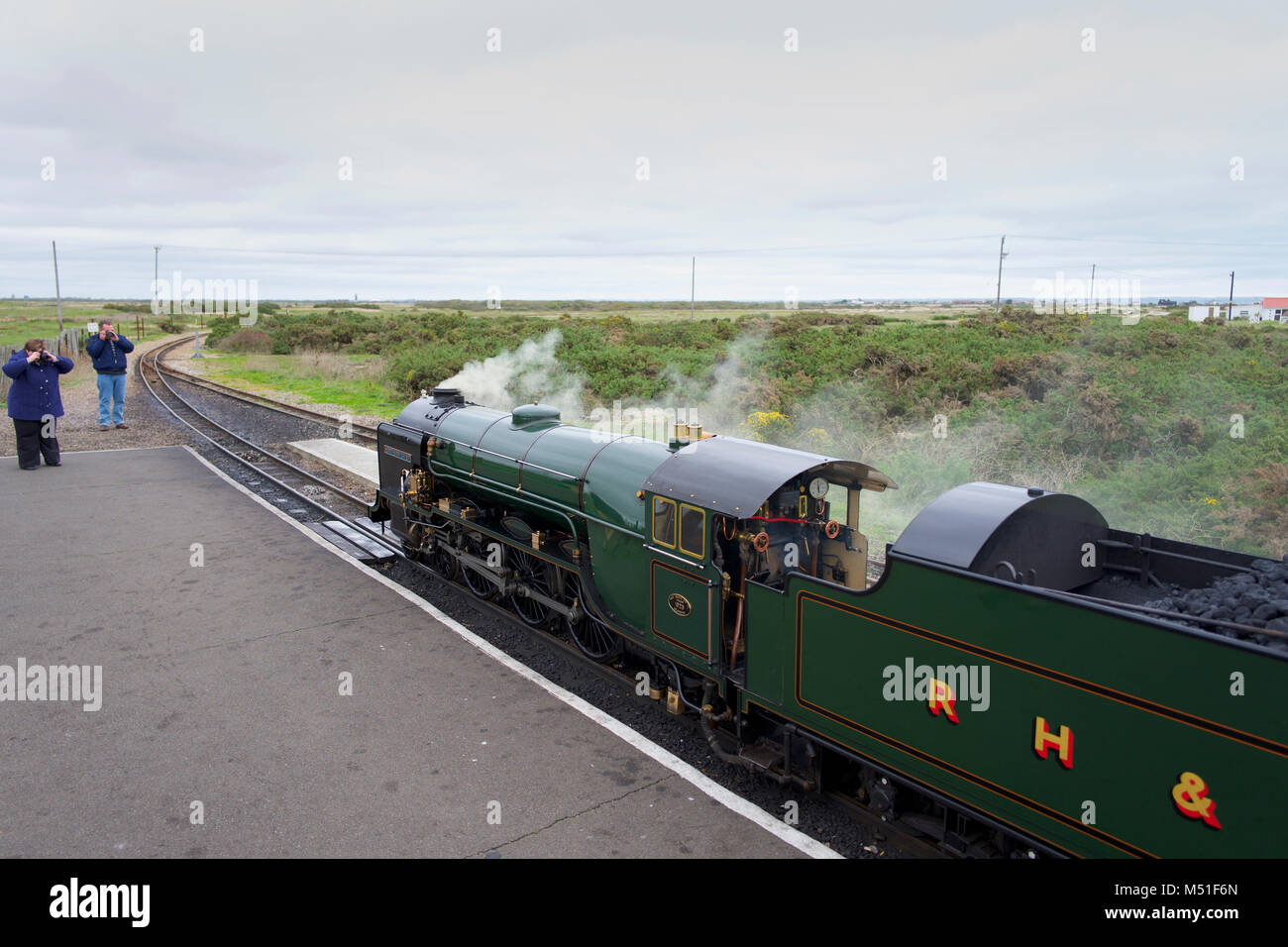 Dungeness railway hi-res stock photography and images - Alamy