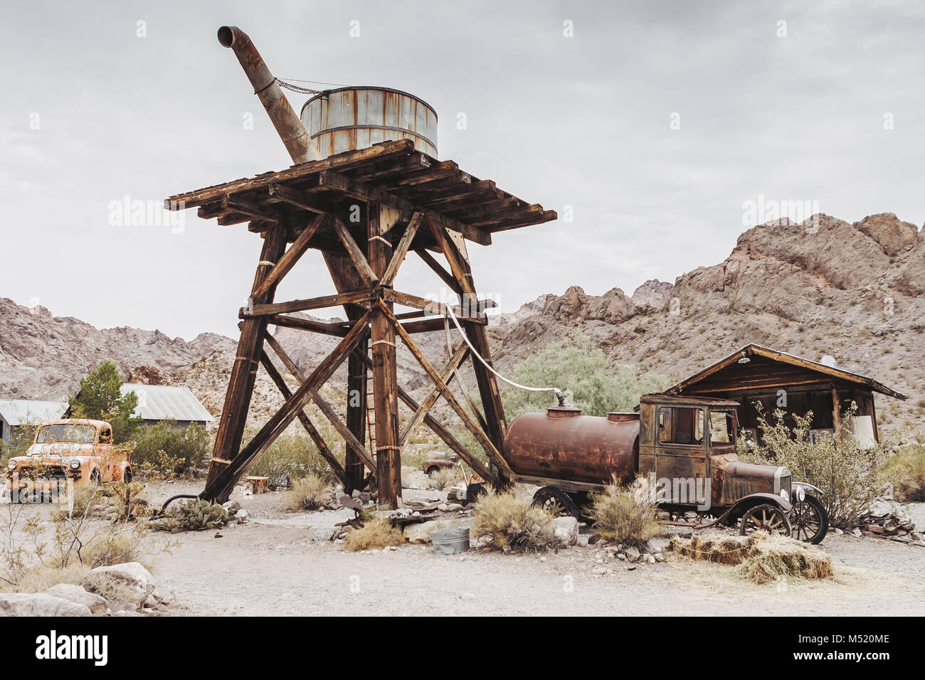 Old vintage rusty car truck abandoned in the desert Stock Photo - Alamy
