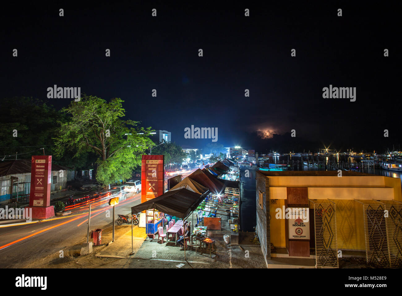 Labuan Night Maritime Traffic Lights High Resolution Stock Photography and Images ...