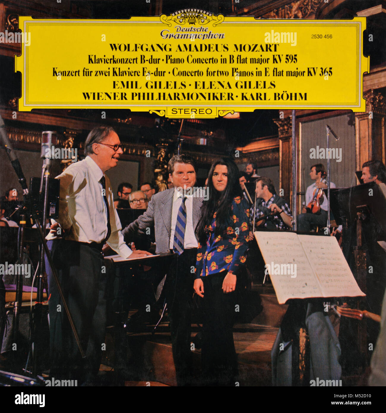 Wolfgang Amadeus Mozart - Emil Gilels, Elena Gilels, Wiener Philharmoniker,Karl Böhm - original vinyl album cover - 1974 Stock Photo