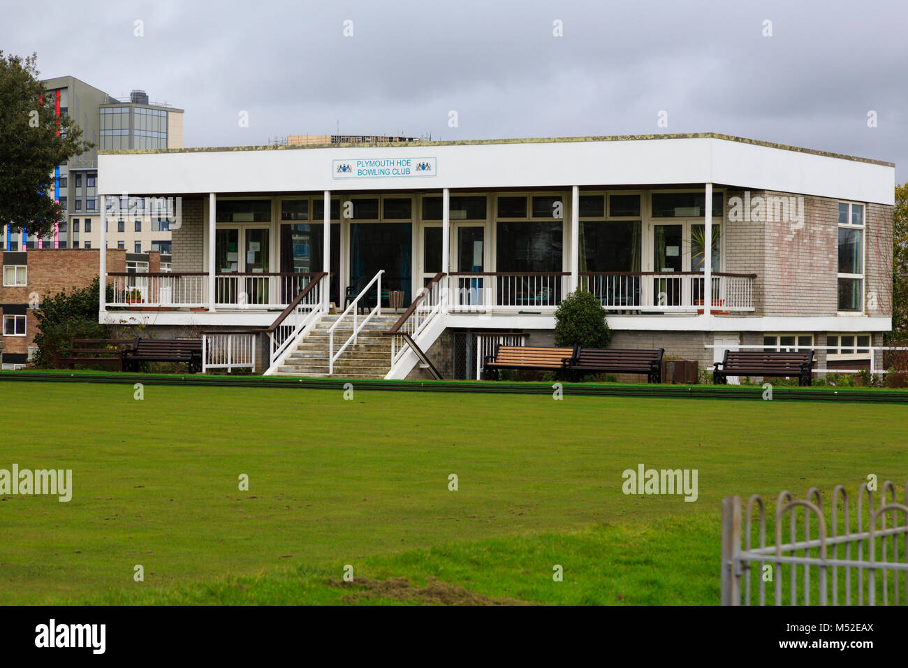 Plymouth Hoe Bowling Club, clubhouse and green, Plymouth, Devon, England Stock Photo