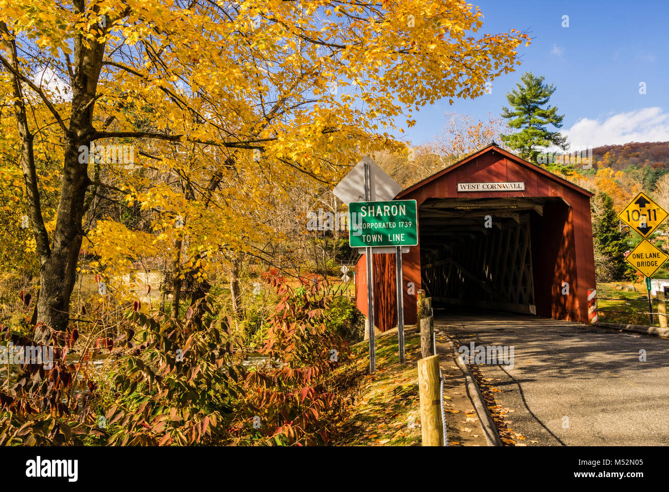 Covered Bridge West Cornwall, Connecticut, USA Stock Photo Alamy