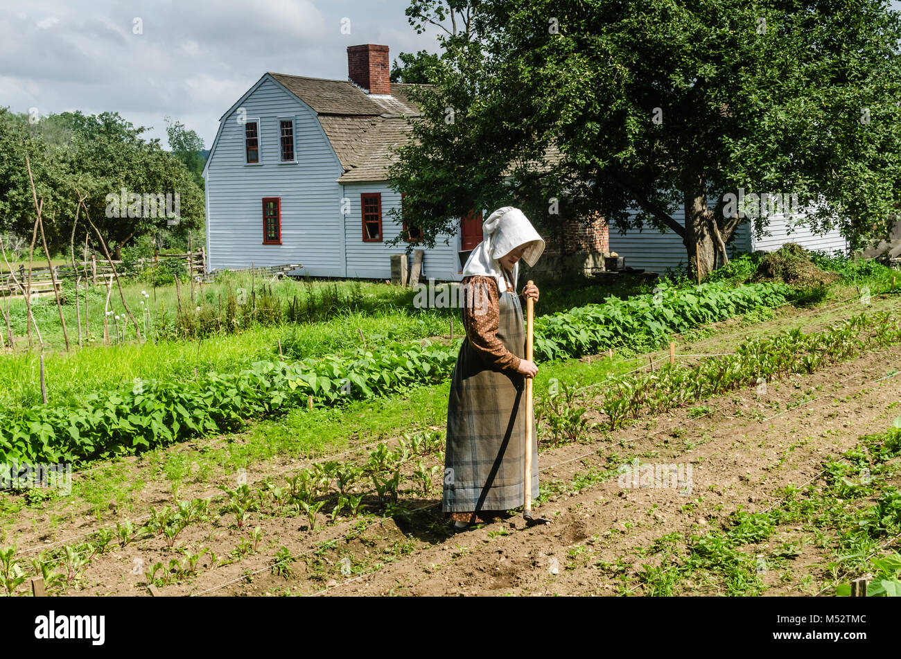 Colonial american farming hi-res stock photography and images - Alamy