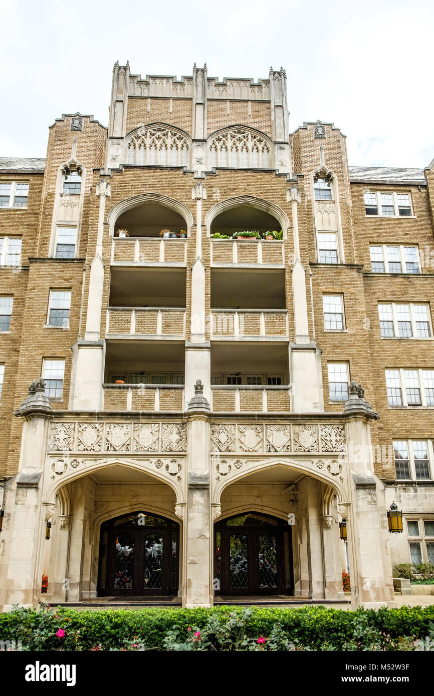 Tenements 1900s High Resolution Stock Photography And Images Alamy