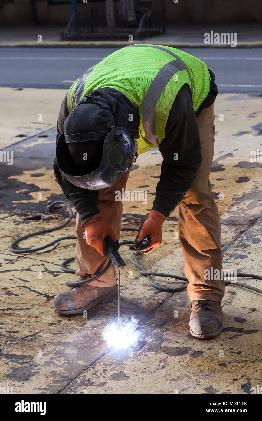 Steel welding hires stock photography and images Alamy