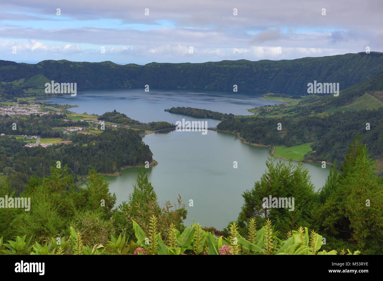 Azores Rye The astonishing Lagoon of the Seven Cities (Lagoa das 7 cidades ...