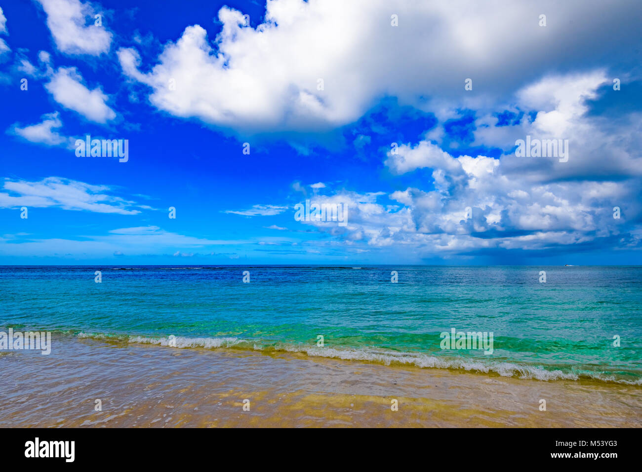Calm surface caribbean sea hi-res stock photography and images - Alamy