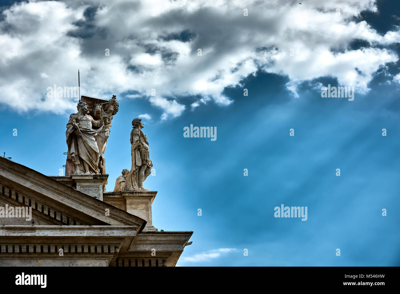 VATICAN CITY, VATICAN MAY 17, 2017 Some of the statues on top of the