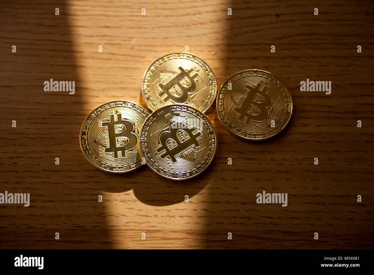Digital currency physical gold metal coin. Cryptocurrency concept Stock  Photo - Alamy