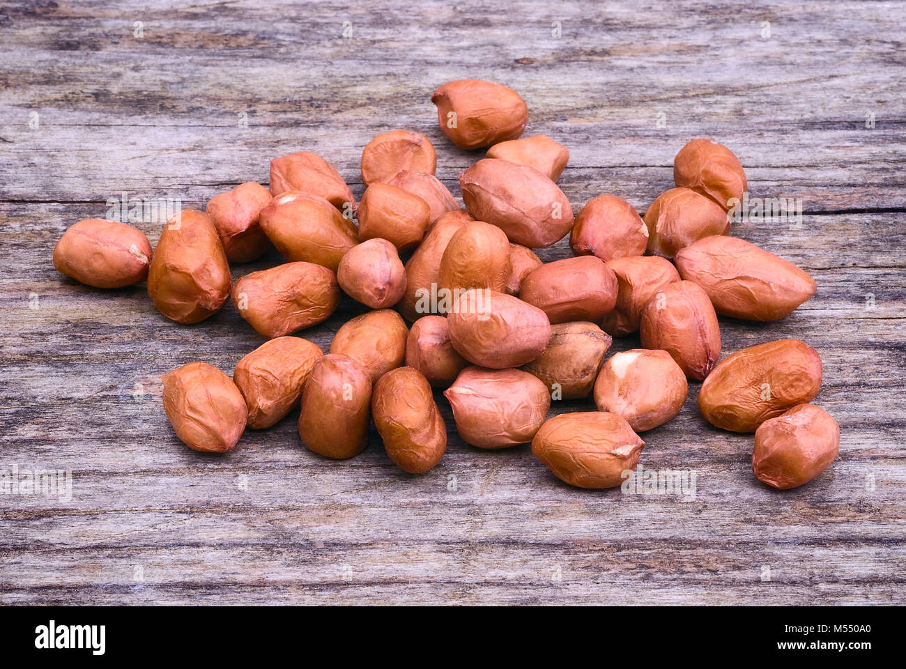 Shelled peanuts (Arachis hypogaea), legumes used for human consumption