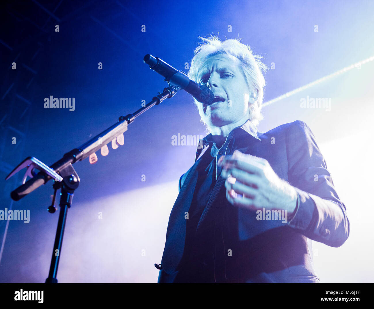 Franz ferdinand singer alex kapranos hires stock photography and images Alamy