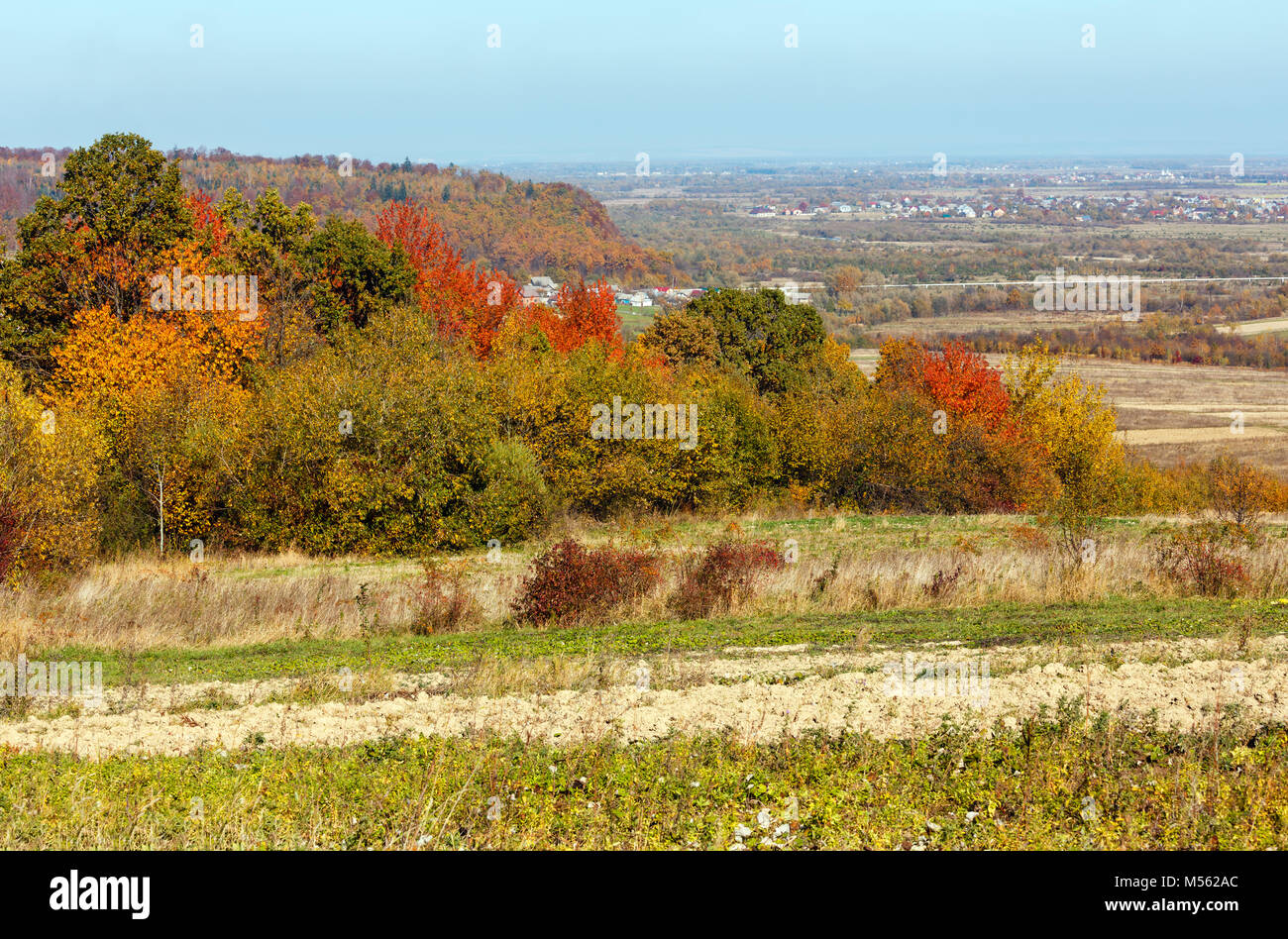 Autumn Carpathian village (Ukraine Stock Photo - Alamy
