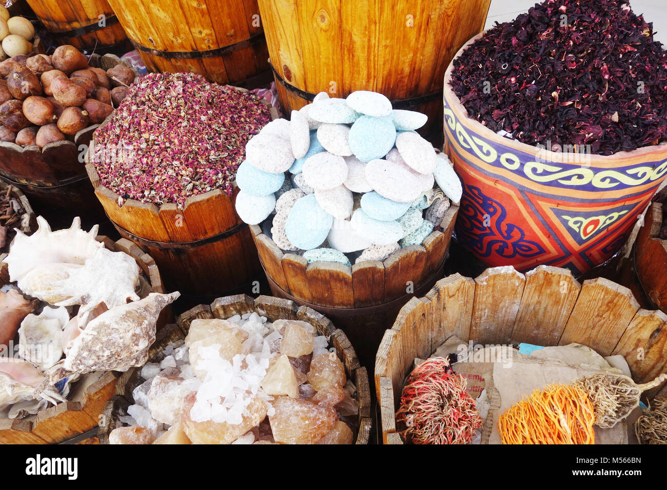 Egyptian street market hi-res stock photography and images - Alamy
