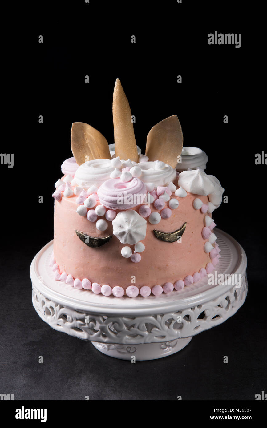 kids birthday cake Stock Photo - Alamy