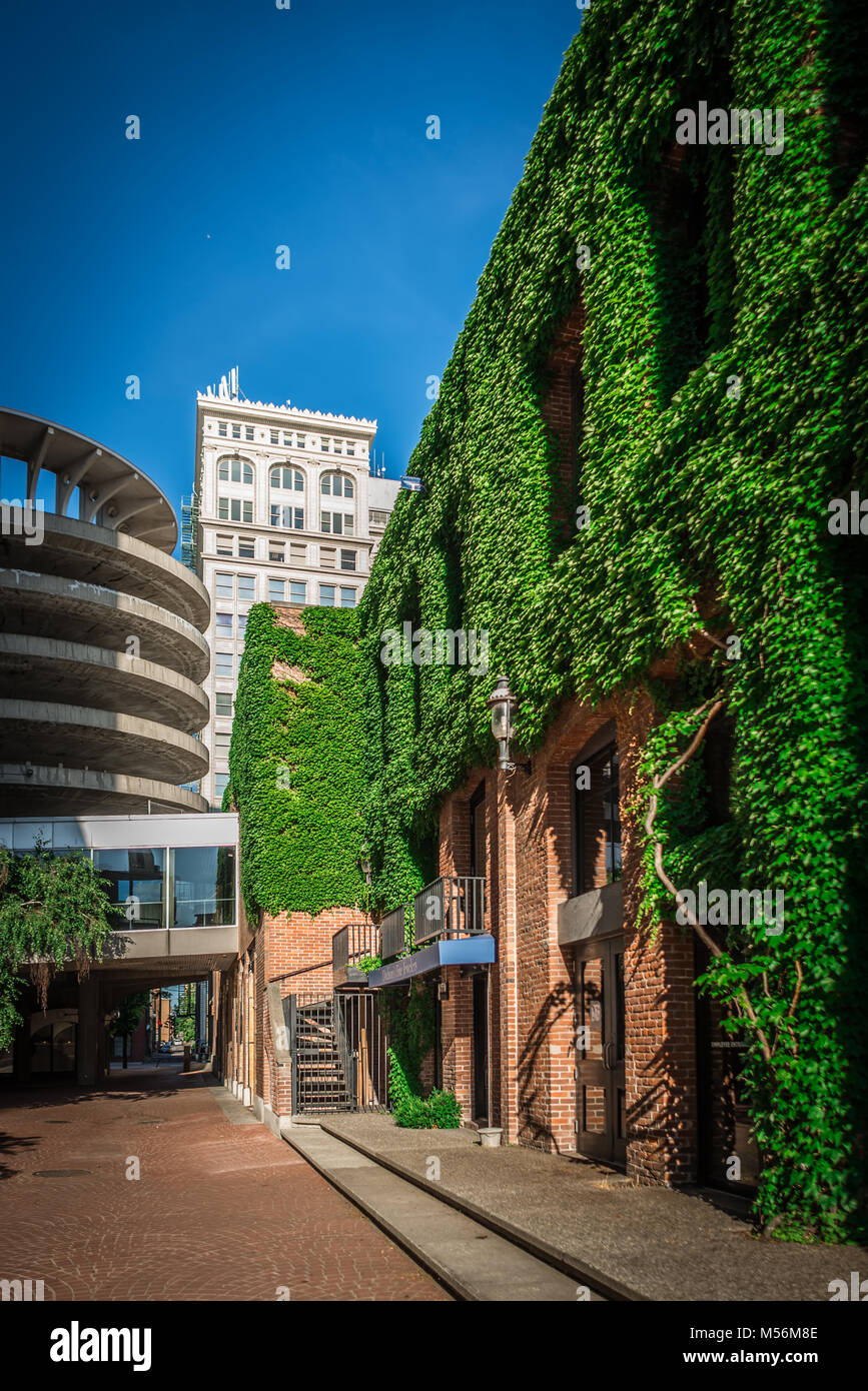 spokane washington city skyline and streets Stock Photo Alamy