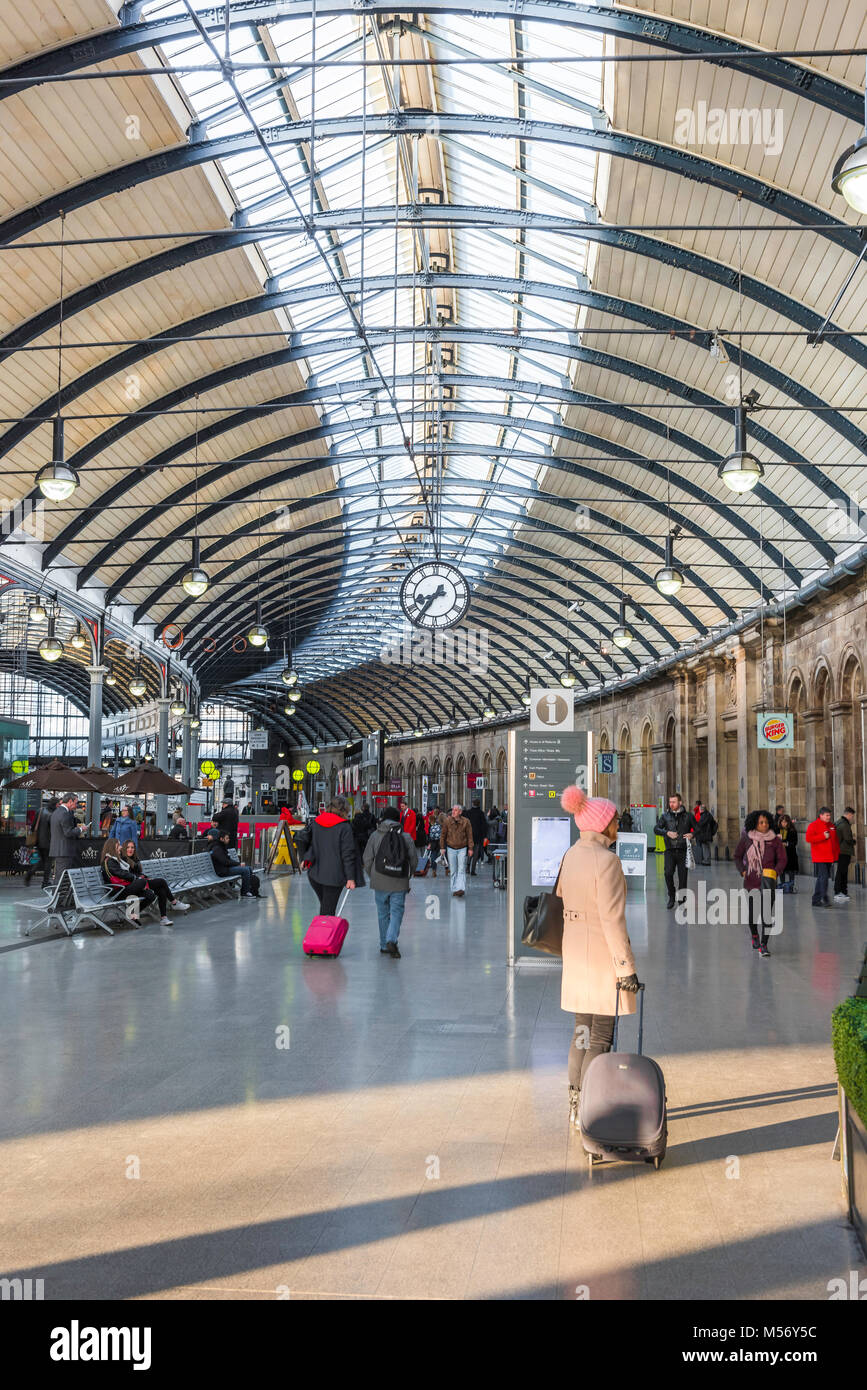 Newcastle upon Tyne UK, view of the interior of the Newcastle Central train station showing its extensive Victorian vaulted roof, Tyne And Wear, UK Stock Photo