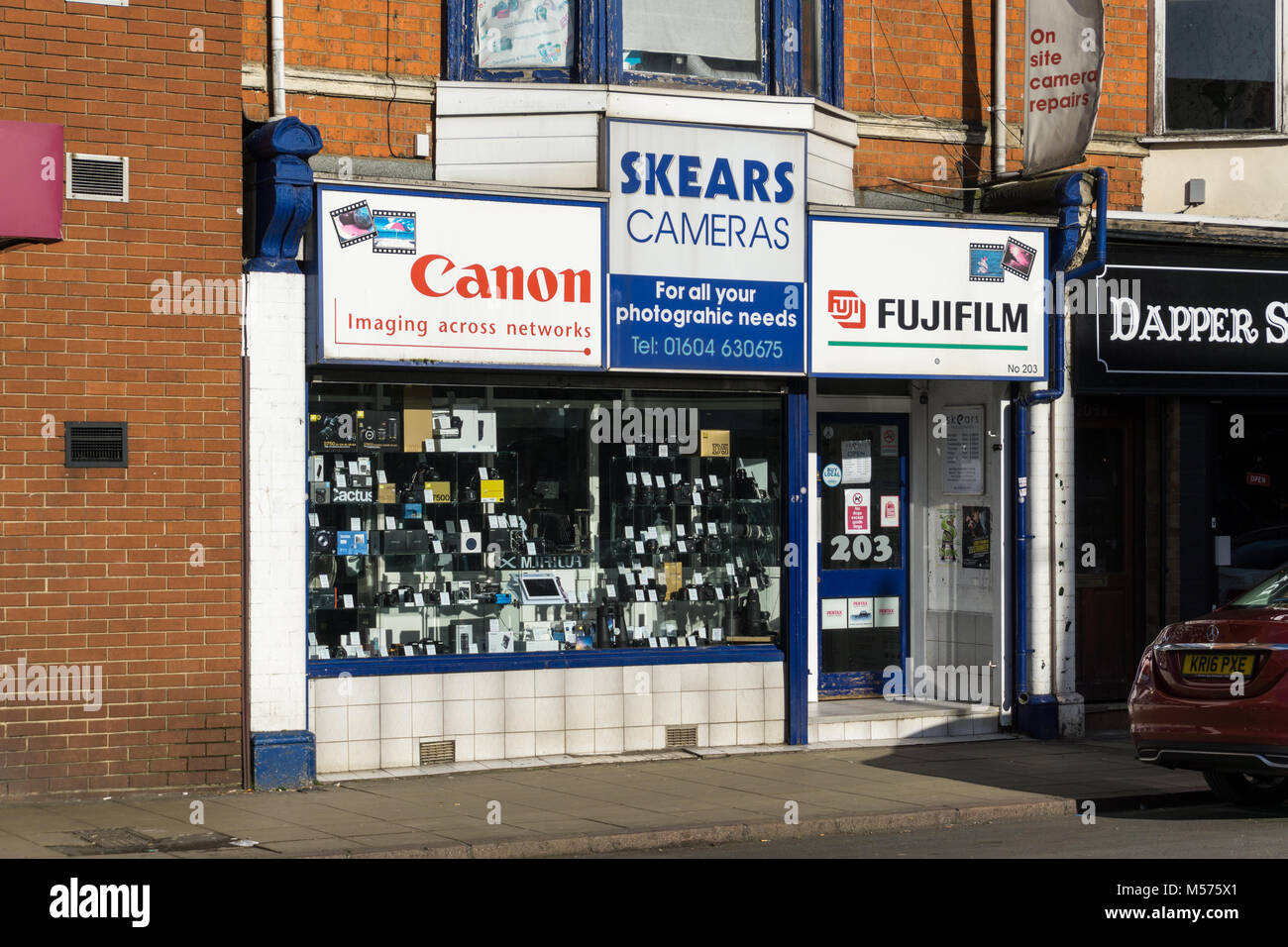 Skears cameras hires stock photography and images Alamy
