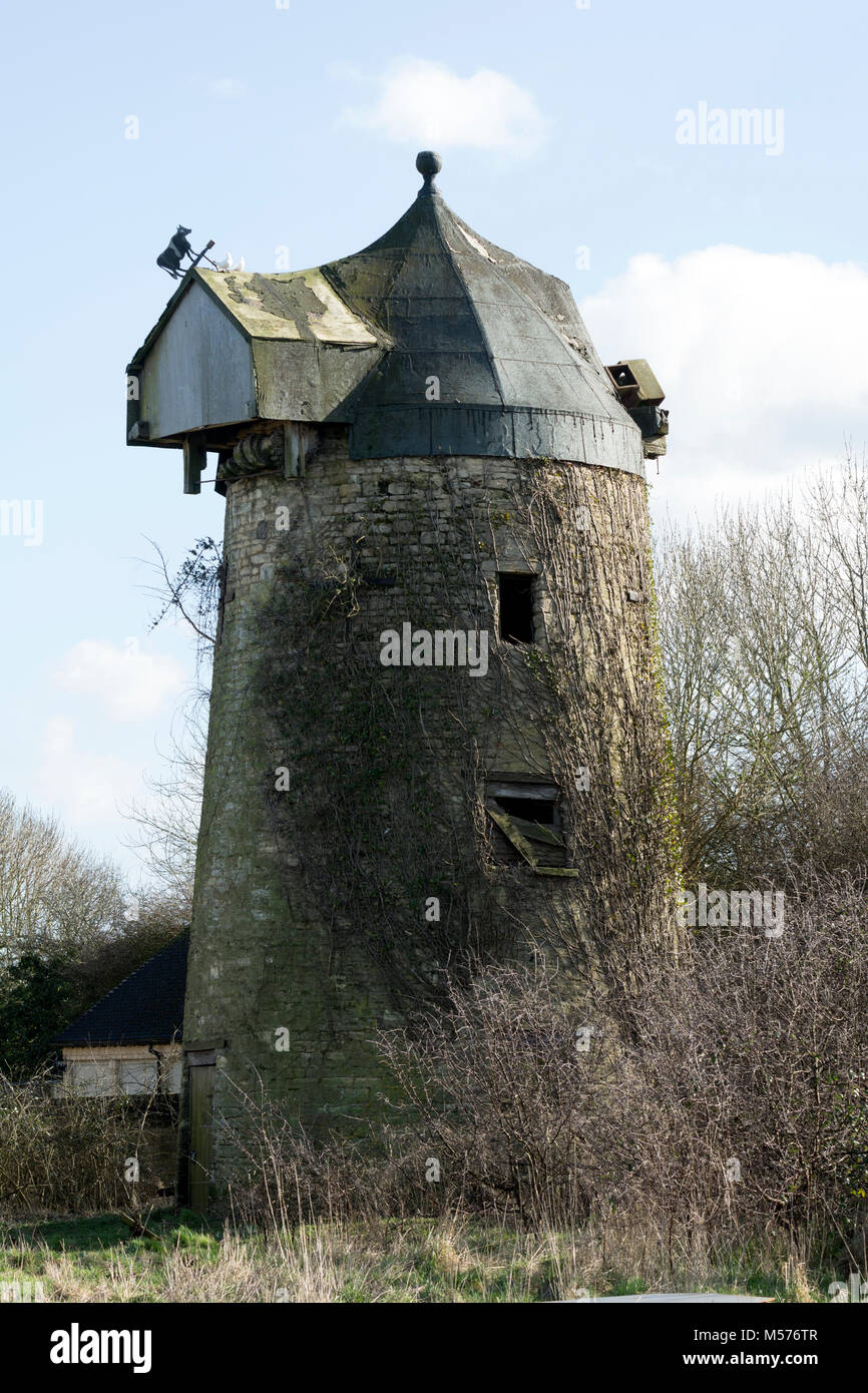 The windmill, North Leigh, Oxfordshire, England, UK Stock Photo Alamy