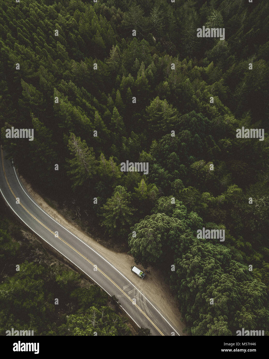 Road cutting through mountain hires stock photography and images Alamy