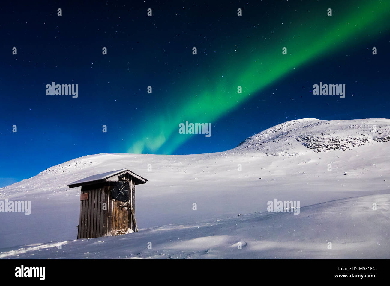 Toilet outside outdoor outhouse hi-res stock photography and images - Alamy