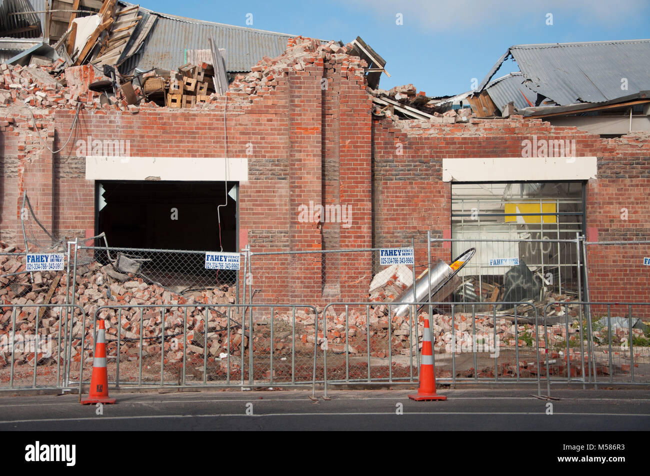 Earthquake Damaged Brick Building Stock Photo Alamy earthquake-damaged-brick-building-stock-photo-alamy