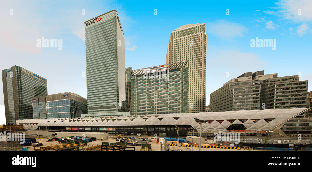 Kpmg building canary wharf hi-res stock photography and images - Alamy