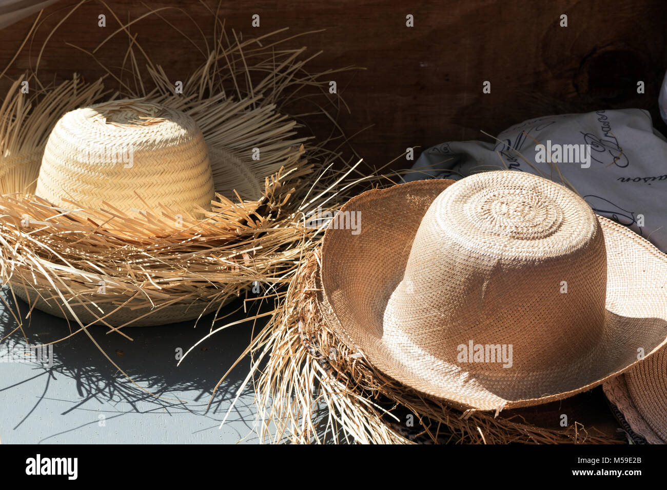 Sunhats sun hats protection hi-res stock photography and images - Alamy