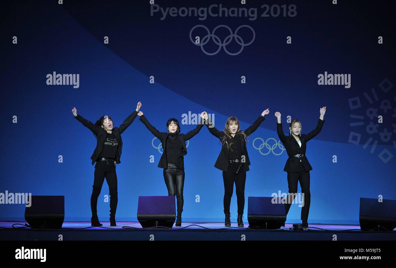 Pyeongchang, South Korea. 20th Feb, 2018. (l to r) Kang Seul-gi (Seulgi), Bae Joo-hyun (Irene), Son Seung-wan (Wendy) and  Kim Ye-rim (Yeri). Red Velvet K POP concert. Pyeongchang 2018 Olympic plaza. Pyeongchang. Pyeongchang2018 winter Olympics. Republic of Korea. 20/02/2018. Credit: Sport In Pictures/Alamy Live News Stock Photo