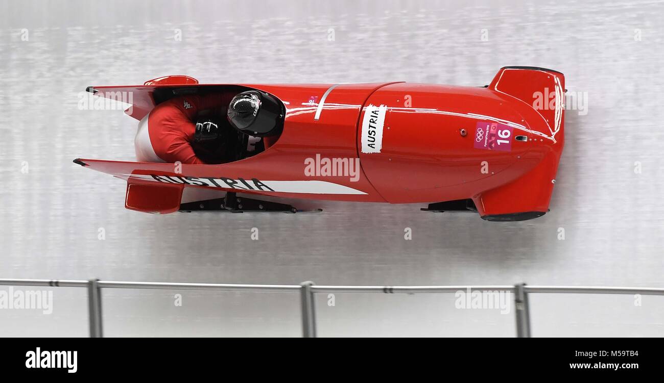 Pyeongchang , South Korea. 21st February, 2018. Katrin Beierl (AUT) and Victoria Hahn (AUT). Womens Bobsleigh. Olympic sliding centre. Alpensia. Pyeongchang2018 winter Olympics. Republic of Korea. 21/02/2018. Credit: Sport In Pictures/Alamy Live News Stock Photo
