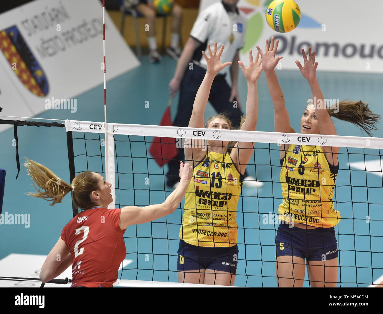 Prostejov, Czech Republic. 21st Feb, 2018. L-R Helena Horka (Prostejov), Samanta Fabris and Robin de Kruijf (both Imoco) in action during the VK Agel Prostejov (Czech Republic) vs Imoco Volley Conegliano (Italy) volleyball match of the Women's Volleyball Champions League in Prostejov, Czech Republic, on February 21, 2018. Credit: Ludek Perina/CTK Photo/Alamy Live News Stock Photo