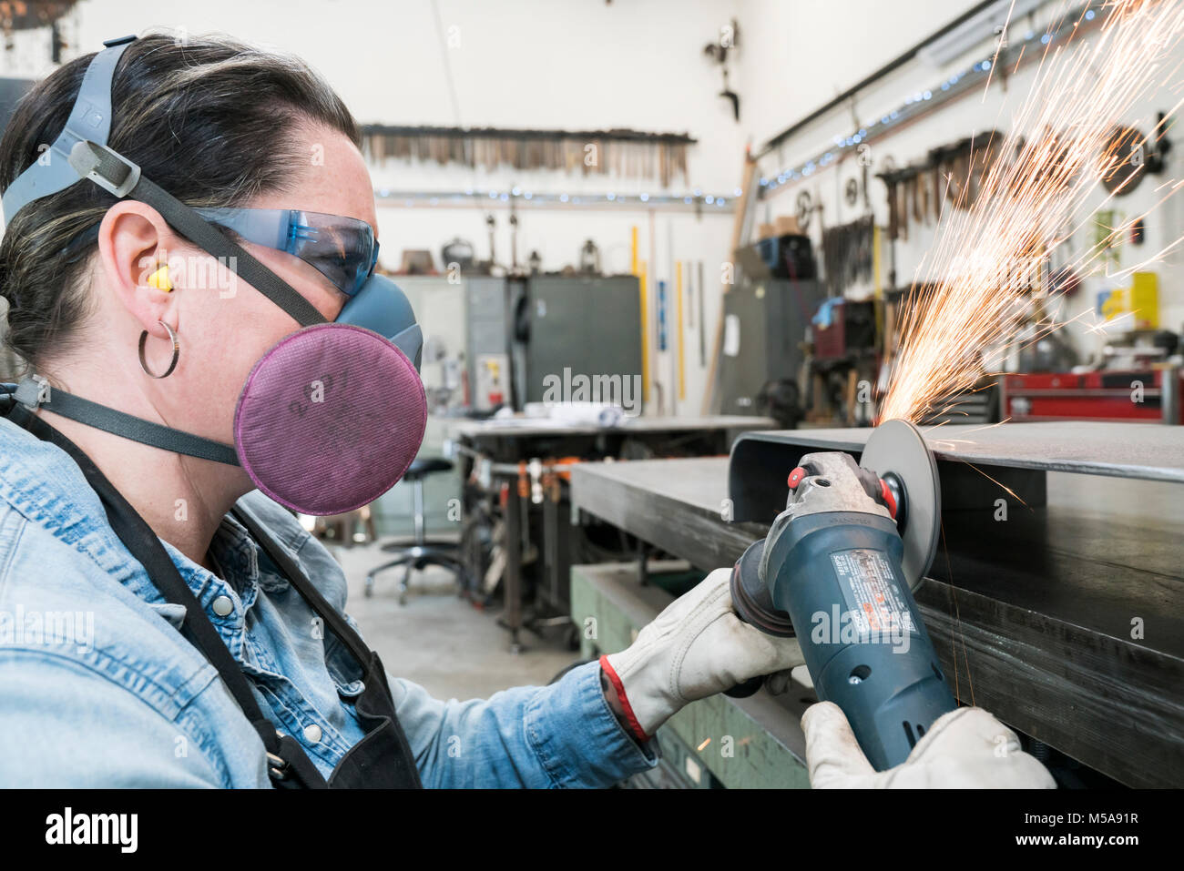 Safety glasses side view hi res stock photography and images Page 2 Alamy