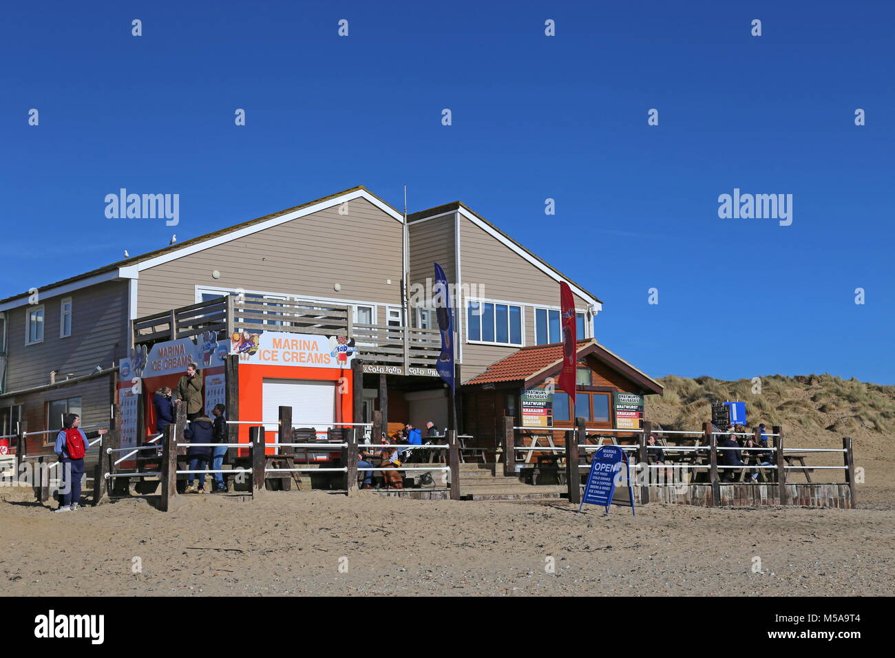Camber sands beach bar hi-res stock photography and images - Alamy