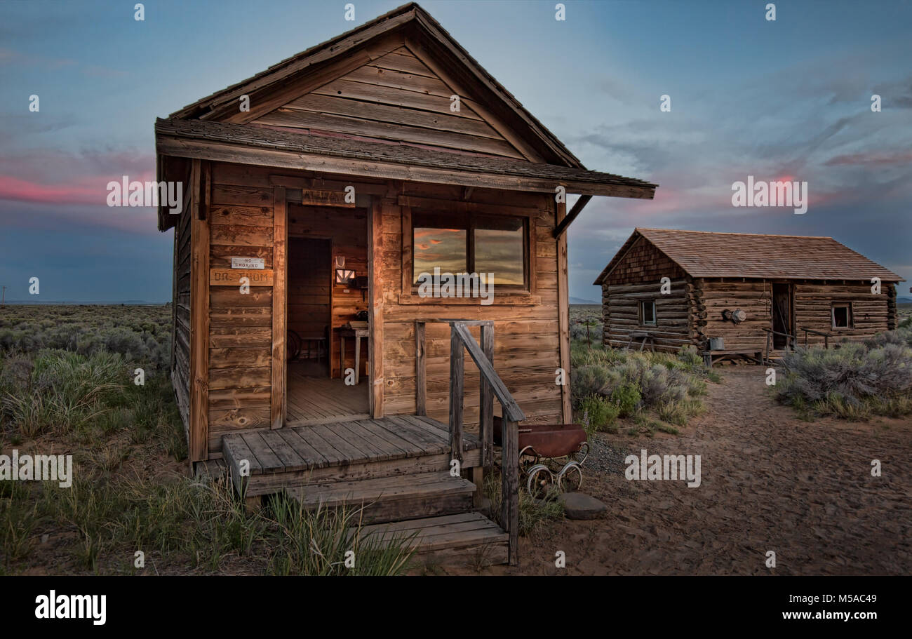Usa Doctor S Cabin At Fort Rock Historic Park Central Oregon Stock