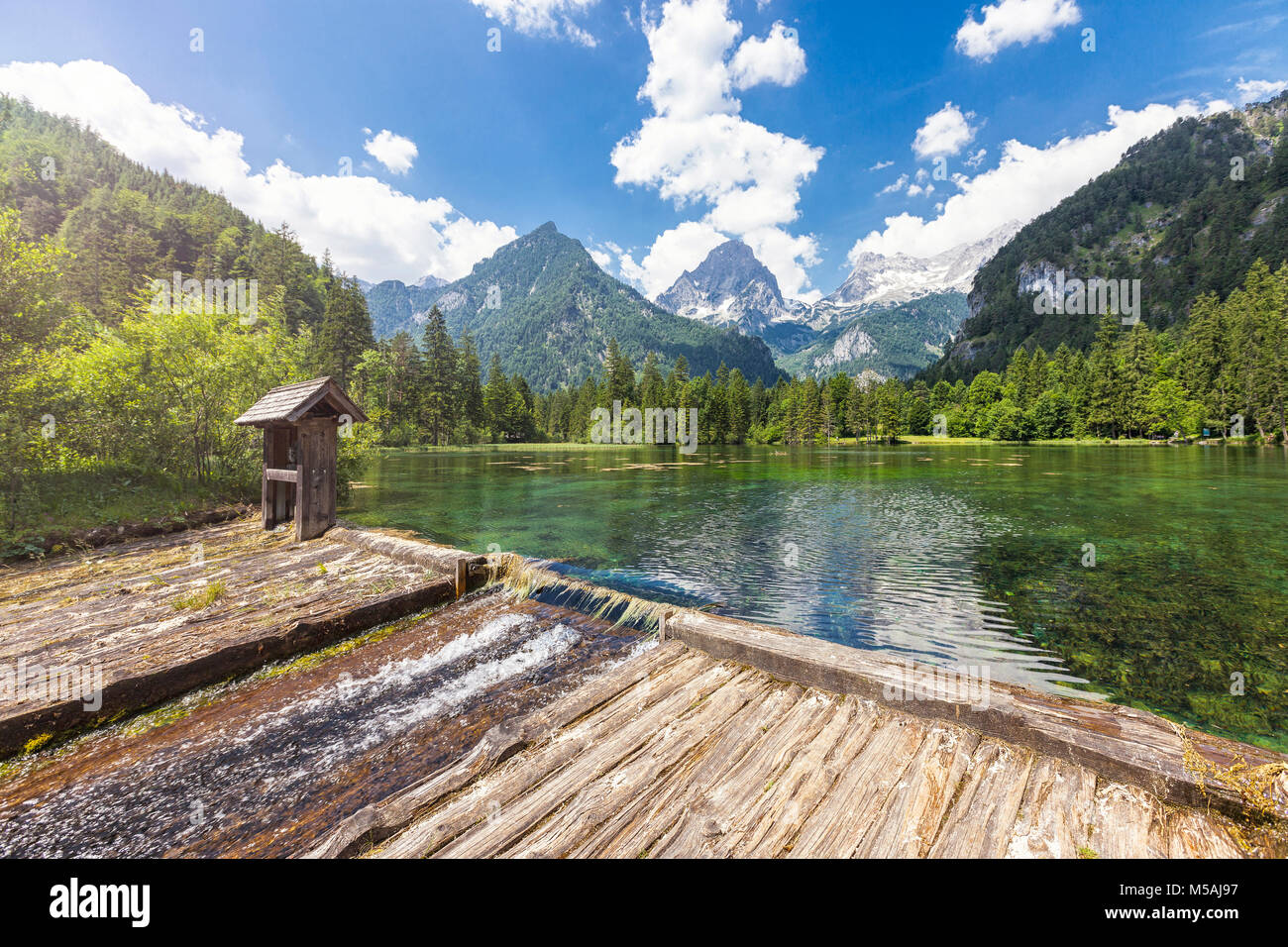 At the Schiederweiher in Hinterstoder with a view at the mountain peaks Spitzmauer and Grosser Priel. Stock Photo