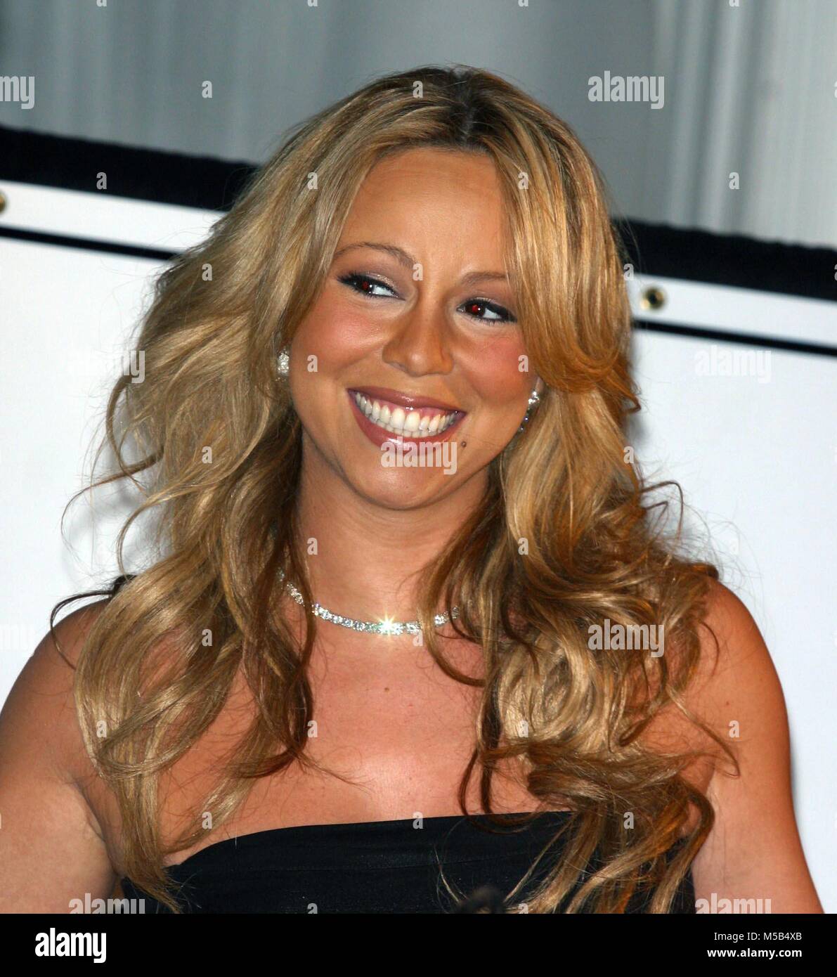 CelebrityArchaeology.com New York City 2003 FILE PHOTO MARIAH CAREY ...