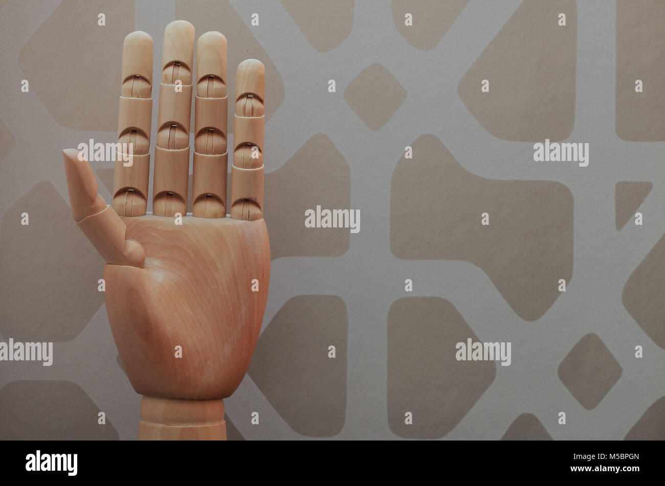 Hand back showing five fingers hi-res stock photography and images - Alamy