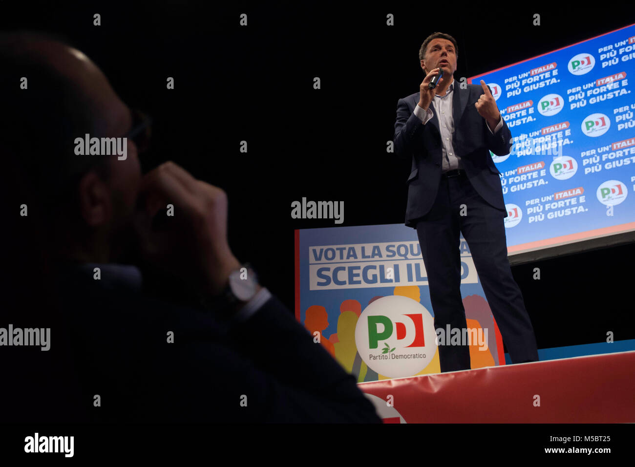 Palermo, Italy. 21st Feb, 2018. Italy's Democratic Party leader Matteo Renzi during a political rally. Credit: Antonio Melita/Pacific Press/Alamy Live News Stock Photo