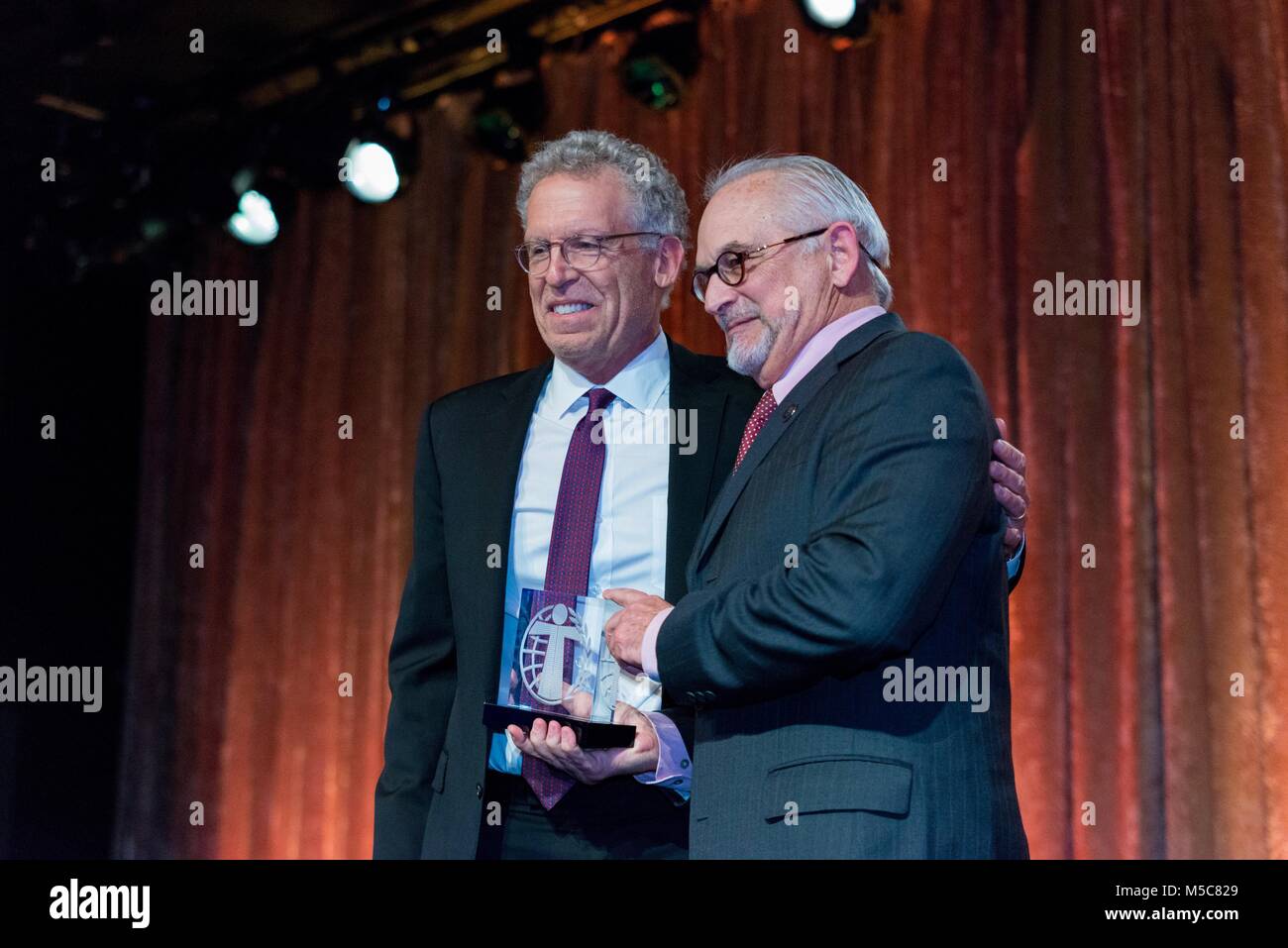 John Sacret Young receiving the Kieser award at the Humanitas awards 2018 Stock Photo